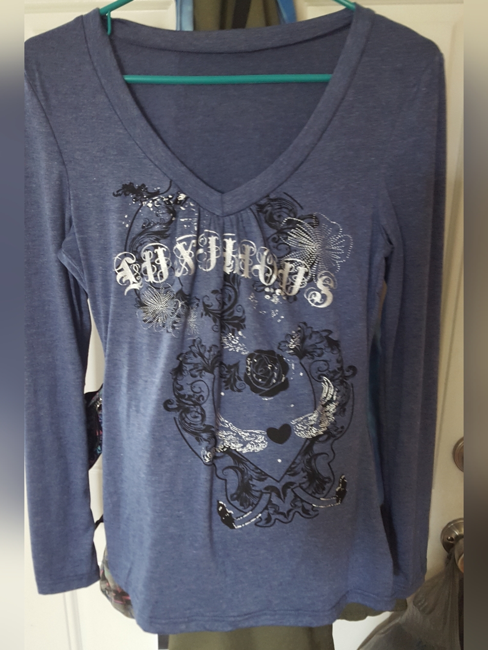Women's Long Sleeve V-Neck Graphic Tee - Blue